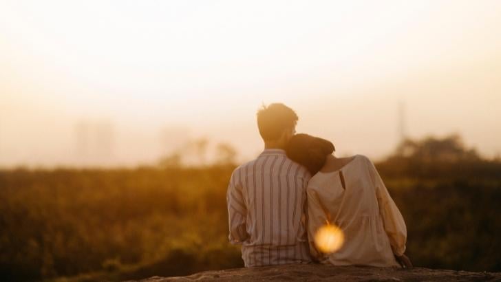 YETİŞKİNLİKTE BAĞLANMANIN ANLAMI